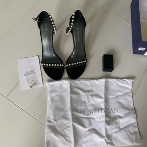 Stuart Weitzman pearl black heels.